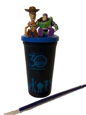 NEW. Toy Story 30th Anniversary Drinking Cup with Woody & Buzz Topp